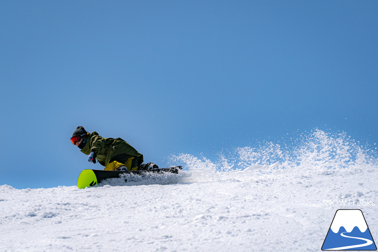 Hanako Takamatsu × SNOW Freaks SNOWBOARD PHOTOGRAPHY SESSION in Rusutsu Resort